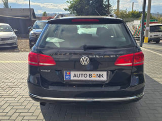 Volkswagen Passat foto 3