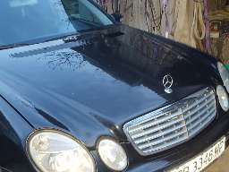 Mercedes E Class foto 2