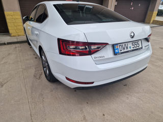 Skoda Superb foto 4