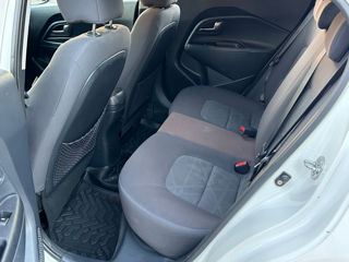 KIA Rio foto 17