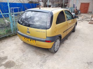 Opel Corsa foto 2