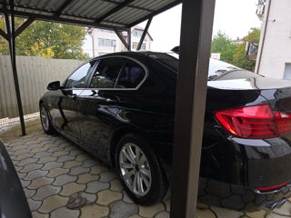 BMW 5 Series foto 3