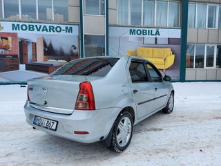 Dacia Logan foto 3