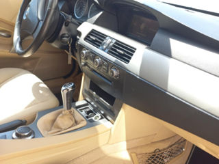 BMW 5 Series фото 5