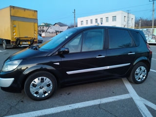 Renault Scenic foto 2