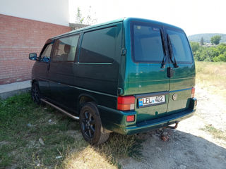 Volkswagen Transporter foto 2