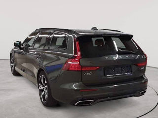 Volvo V60 foto 2