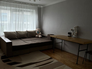 Комната, 50 м², 1/5 эт.