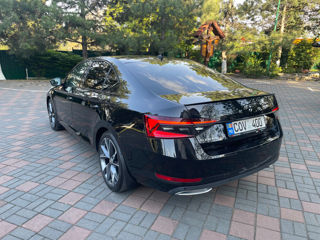 Skoda Superb foto 4