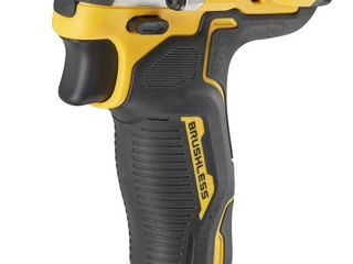 Гайковерт DeWALT DCF 921 foto 2