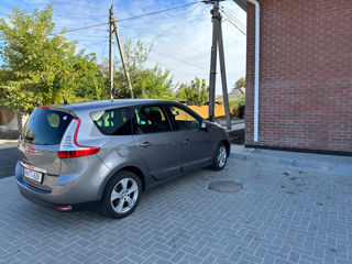 Renault Grand Scenic foto 7