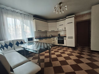 Apartament cu 3 camere, 120 m², Botanica, Chișinău foto 6