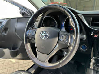 Toyota Auris foto 11