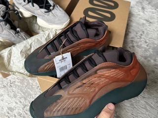 Yeezy boost 700 фото 5