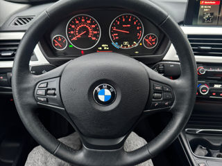 BMW 3 Series foto 7