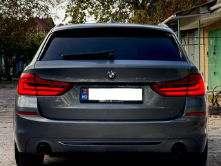 BMW 5 Series foto 5