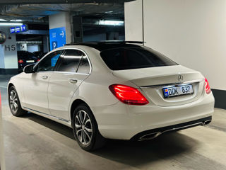 Mercedes C-Class foto 5