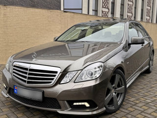 Mercedes E-Class foto 2