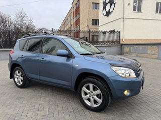 Toyota Rav 4 foto 5