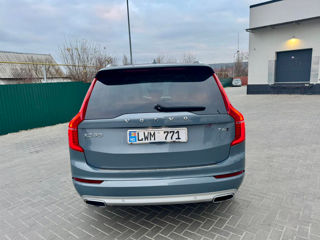 Volvo XC90 foto 4