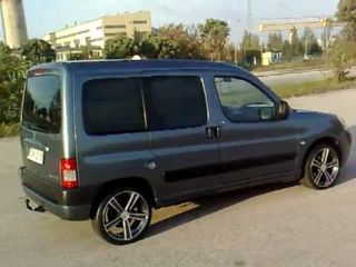 Nissan X-Trail foto 2