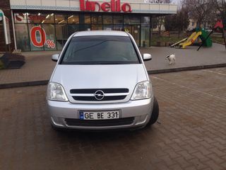 Opel Meriva foto 2