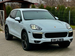 Chirie porsche cayenne