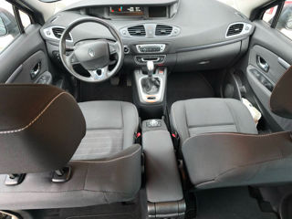 Renault Grand Scenic foto 4