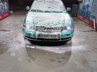 Audi A4 foto 8