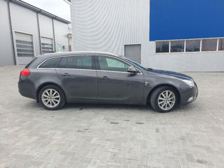 Opel Insignia foto 2