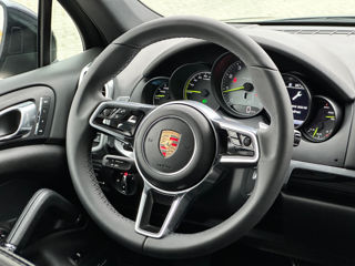 Porsche Cayenne foto 9