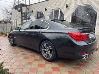 BMW 7 Series foto 3