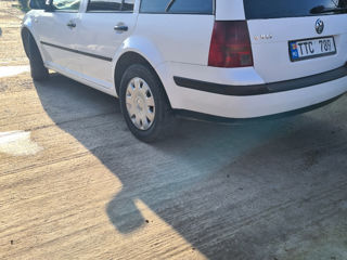 Volkswagen Golf foto 4