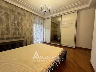 Apartament cu 2 camere, 90 m², Centru, Chișinău foto 2