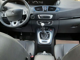 Renault Grand Scenic foto 4