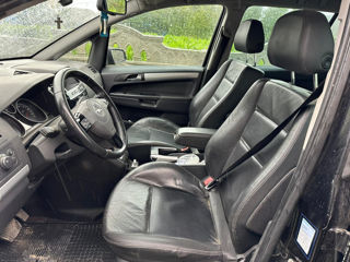 Opel Zafira foto 8