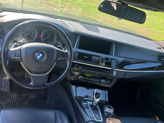 BMW 5 Series foto 7