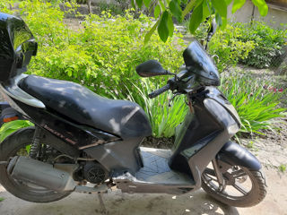 Kymco Agility 125 foto 1