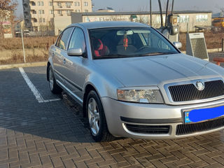 Skoda Superb foto 5