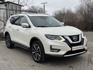 Nissan X-Trail foto 2