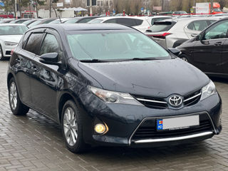 Toyota Auris foto 4