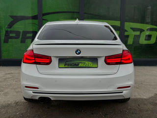 BMW 3 Series foto 5