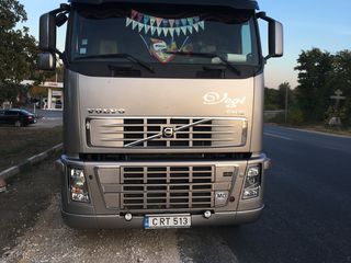 Volvo FH16 foto 2