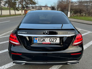 Mercedes E-Class foto 5