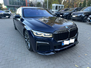 BMW 7 Series foto 8