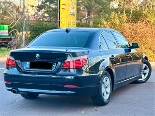 BMW 5 Series foto 3