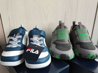 Новые кроссовки Fila 27 р