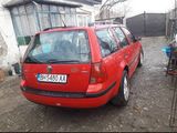 Volkswagen Golf foto 1