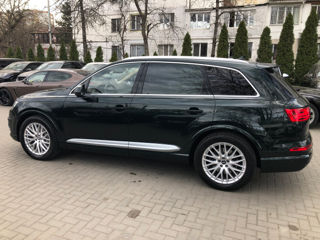 Audi Q7 foto 2