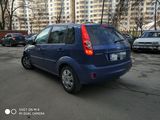 Ford Fiesta foto 3